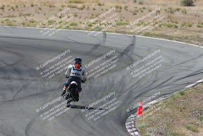 media/Apr-20-2025-AHRMA (Sun) [[393a79c373]]/Race/Group 2/Turn 4b/